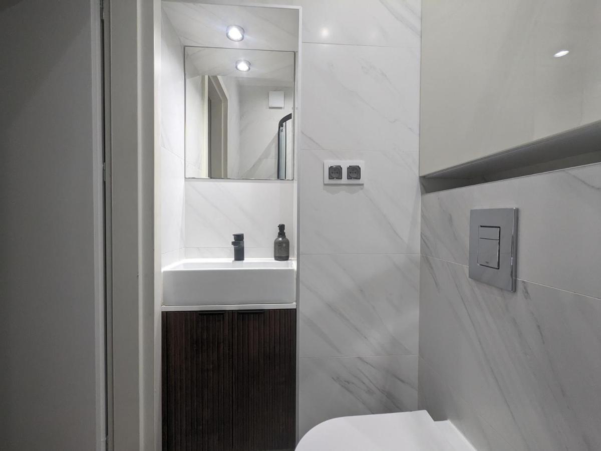 Warsaw Studio Wola Екстериор снимка